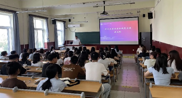 1694920078176512.jpg 22.jpg